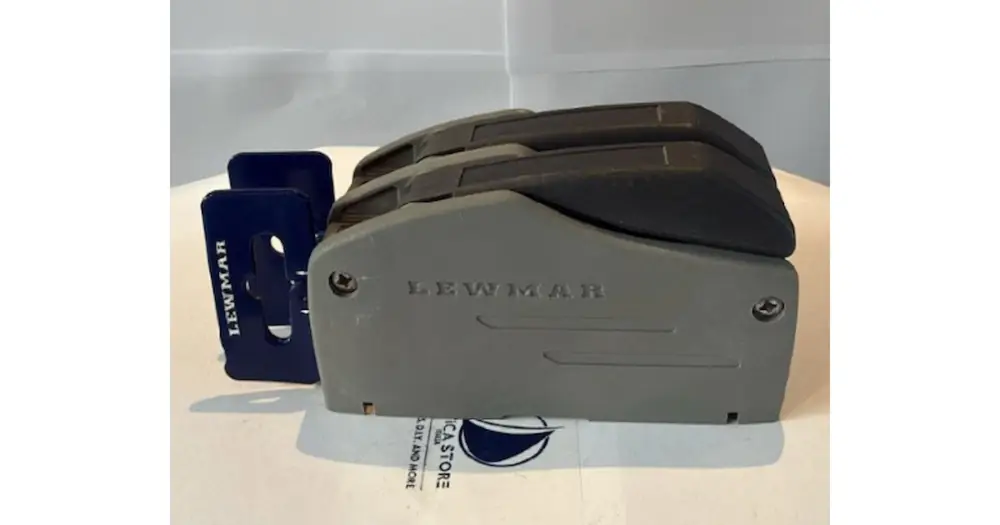 Stopper Lewmar doppio DC1 Rope Cluth per cime 8/10 Grigio Nuova Collezione