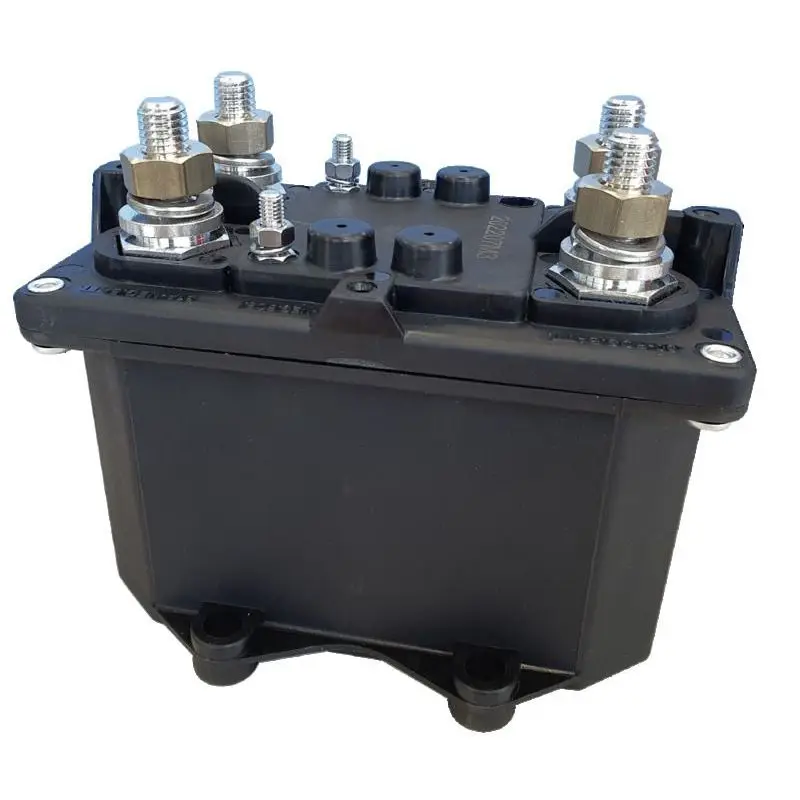 Staccabatteria automatico bipolare 24V per nautica - Gestione 2 banchi batteria con alimentazione separata della bobina, protezione IP65 e contatti in rame argentato. Compra Oggi Stesso