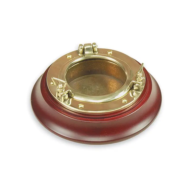 Posacenere Oblò in Ottone Giallo Lucido con Base Tonda in Legno - Foresti e Suardi - Eleganza Nautica per la Tua Barca Prezzo Scontato