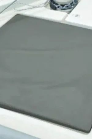 Protezione grigia passouomo Lewmar Flush size 10 Quantità Limitata